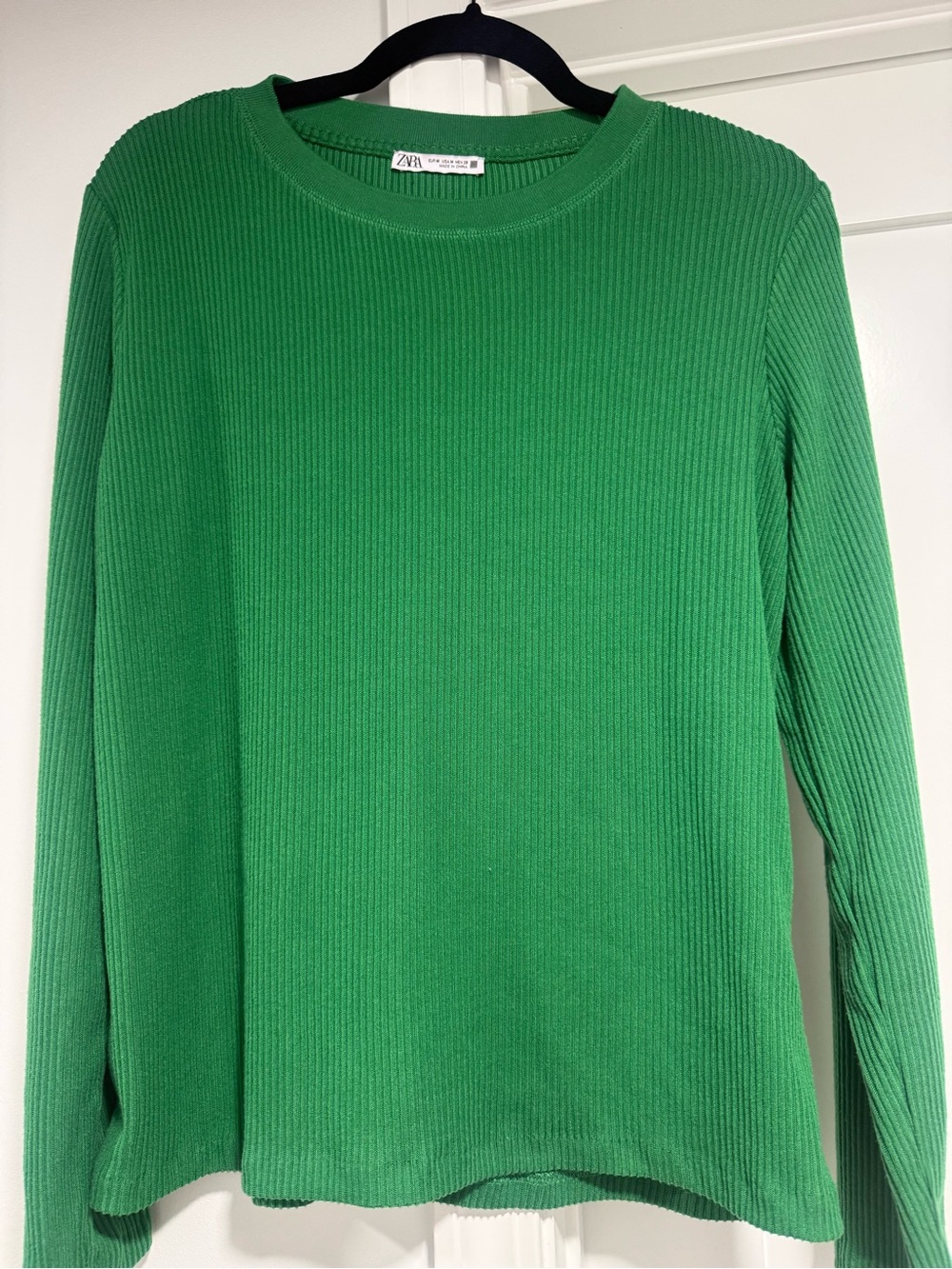Zara Green Ribbed Long Sleeve Crewneck Top